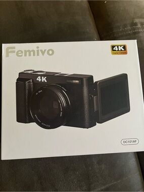 Femivo digital camera